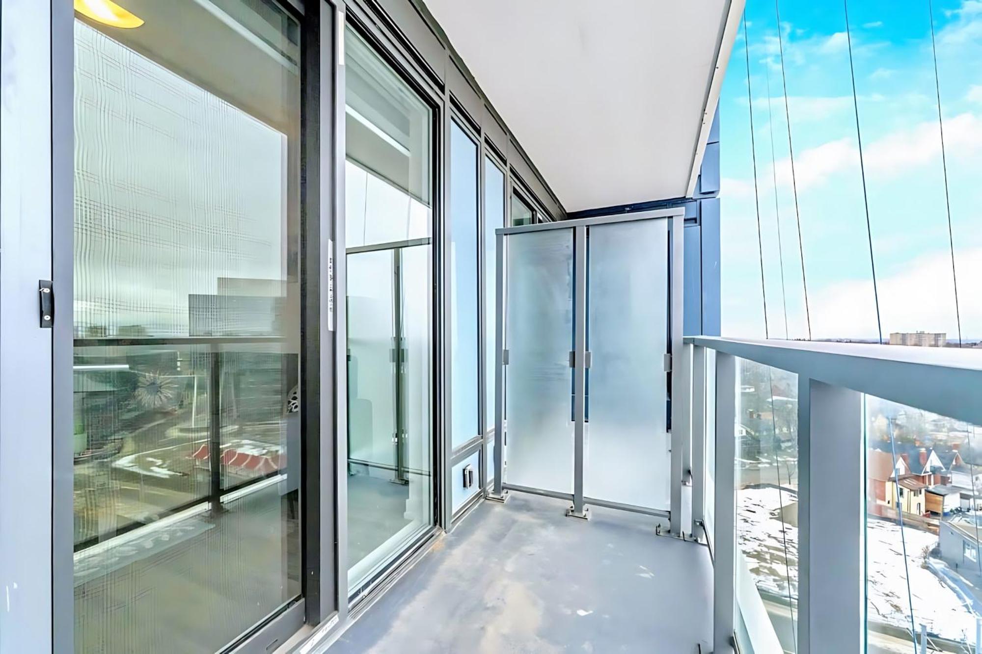 Luxurious 1Br Condo - Stunning City Views Kitchener Exterior photo